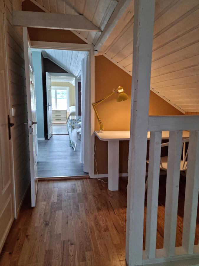 Loftsleilighet Midt I Sentrum Skjervoy Exterior foto